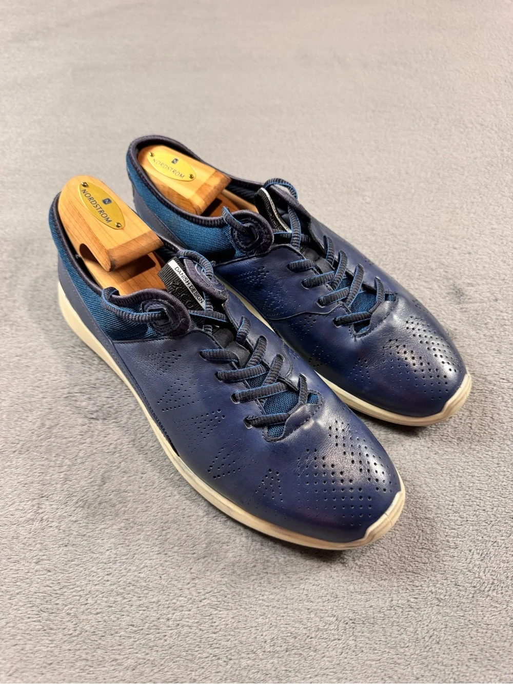 Ecco Danish Design Soft 5 Sneakers in Navy